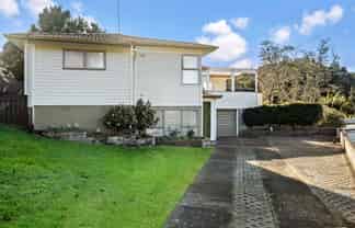 33 McPhail Street, Birkdale