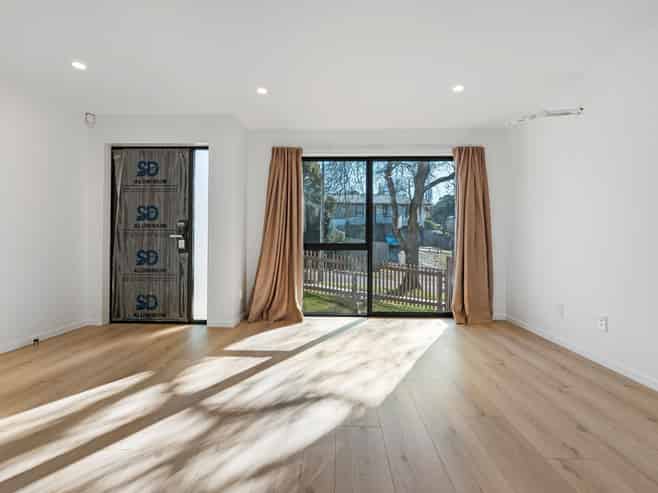 1C Flamingo Court, Goodwood Heights