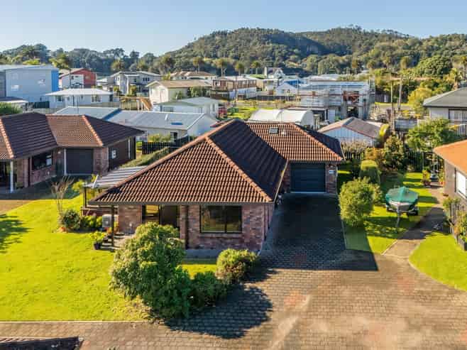 16b Albert Street, Whitianga