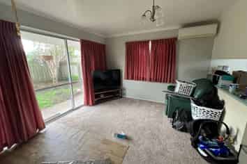 Manawatu / Whanganui - Address withheld