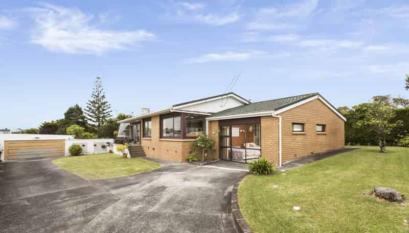 64 Kimber Hall Ave, Mount Roskill