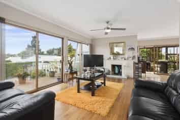 64 Kimber Hall Ave, Mount Roskill