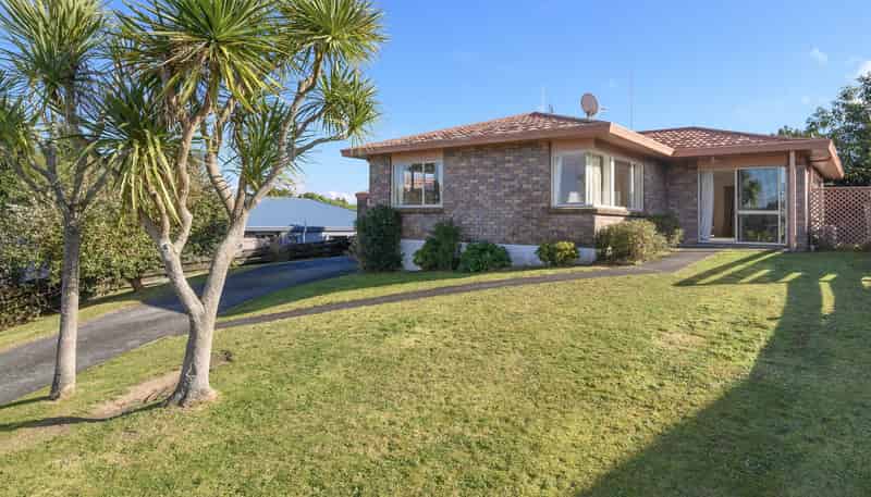 35 Redmond Street, Judea