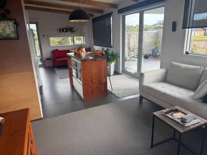 1 Manaaki Circle, Paparoa