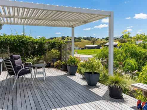 1 Manaaki Circle, Paparoa