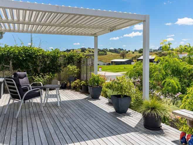 1 Manaaki Circle, Paparoa