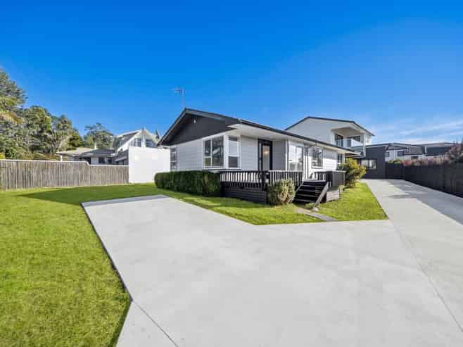 Lot 1, 4 Pipitea Place, Massey