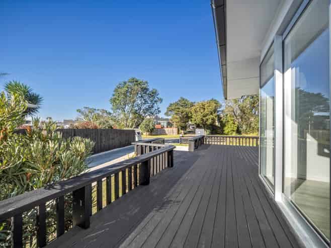 Lot 1, 4 Pipitea Place, Massey