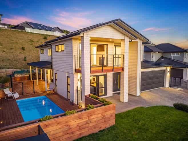 111 Queen Charlotte Drive, Aotea