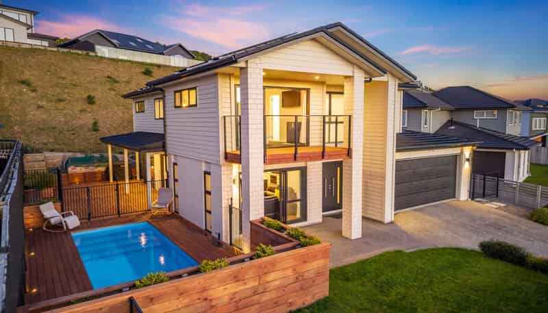 111 Queen Charlotte Drive, Aotea