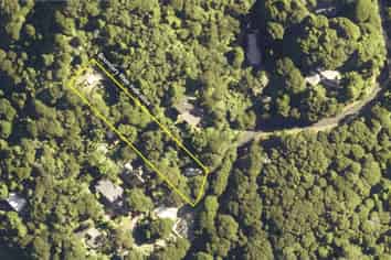 70 Mountain Road, Henderson Valley