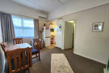 109 Preston Road, Blaketown