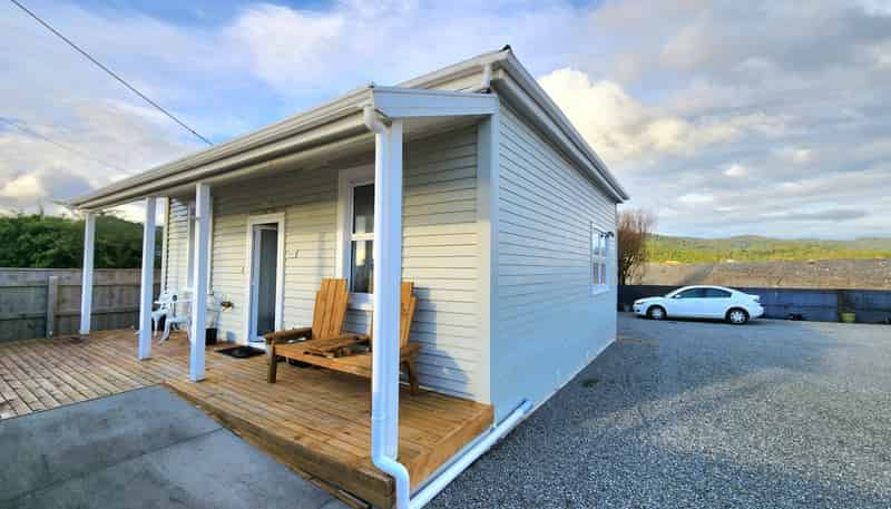 109 Preston Road, Blaketown