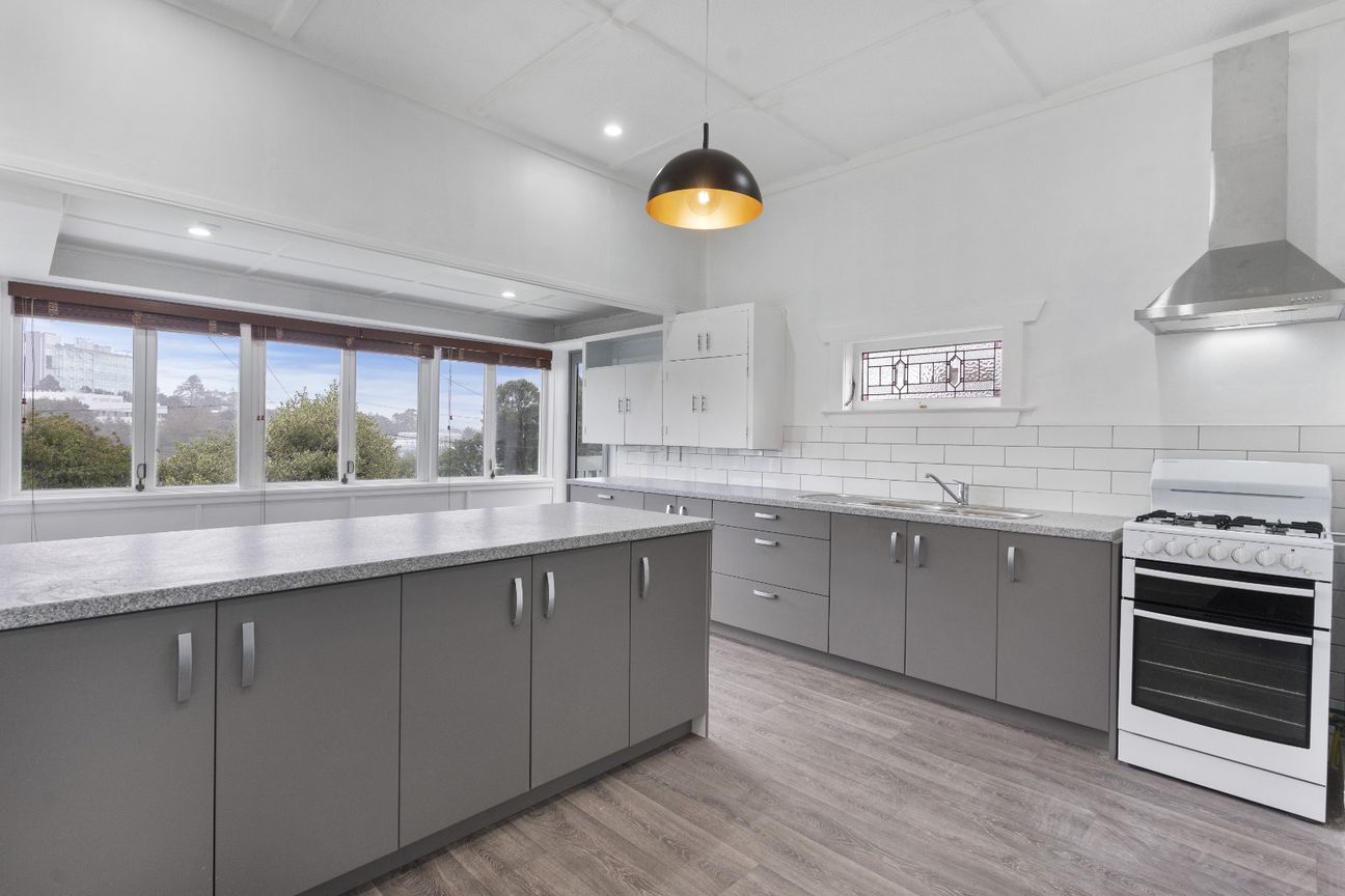 Charming 2-Bedroom Bungalow - Ansicht 2