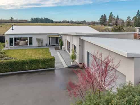 14 Country Place, Allenton