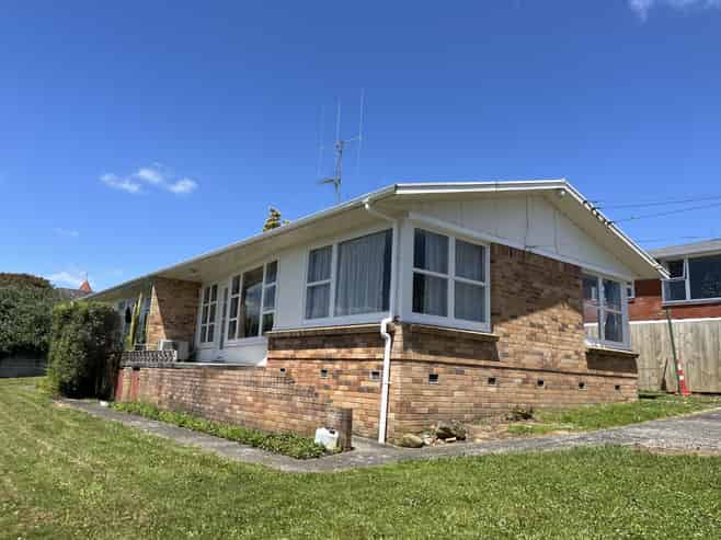 251A Cambridge Road, Hillcrest