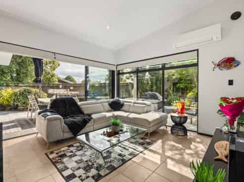7 Antoine Grove, Richmond
