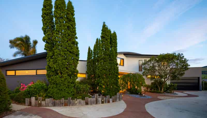 7 Antoine Grove, Richmond