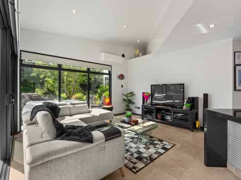 7 Antoine Grove, Richmond