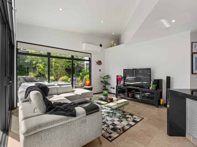 7 Antoine Grove, Richmond
