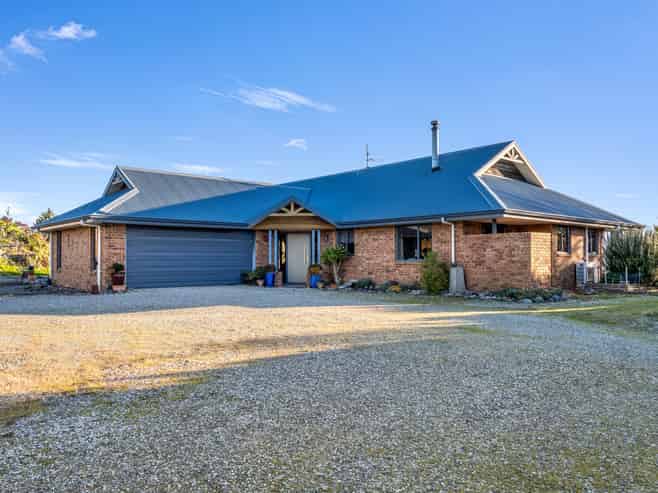 2280 Moutere Highway, Lower Moutere