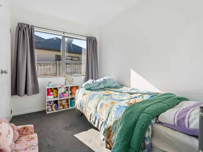 34A Graeme Avenue, Mangere East