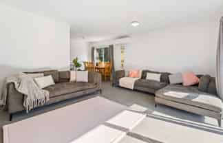 34A Graeme Avenue, Mangere East