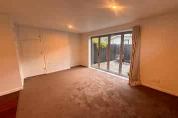 2/9 Duncan Street, Sumner