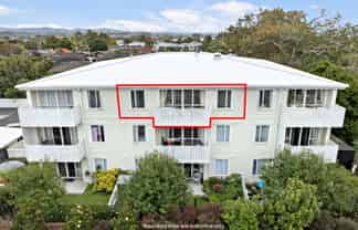 B207/21 Swanson Road, Henderson
