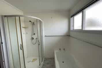 32 Field Street, Aramoho