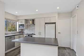 28 Burke Street, ADDINGTON