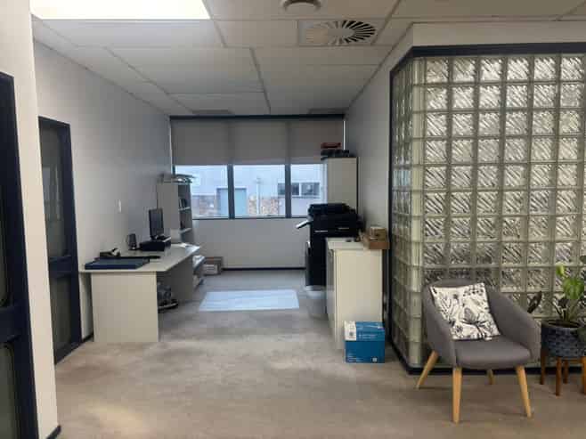 Affordable & Functional Office
