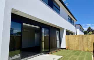 8/32  Heywood Terrace, Richmond