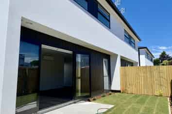 8/32  Heywood Terrace, Richmond