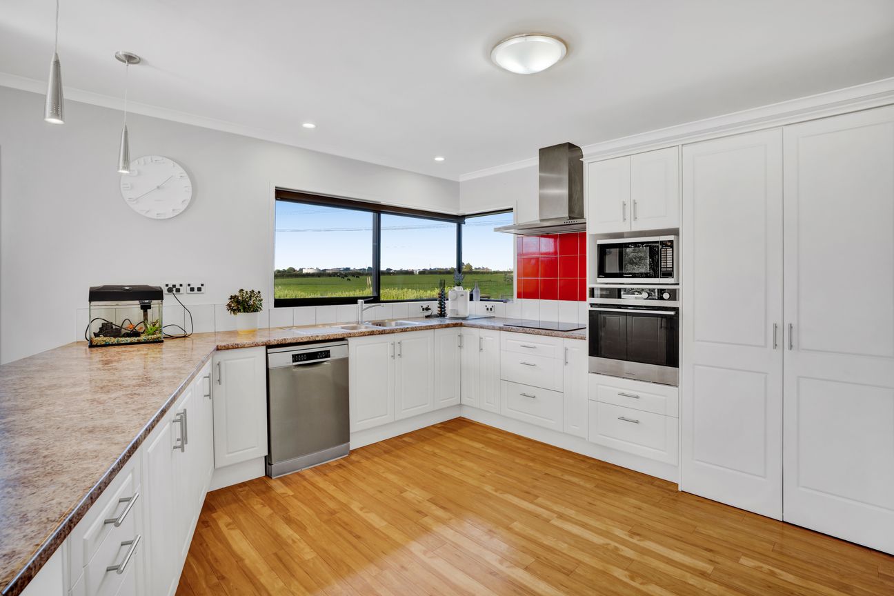Your Lifestyle Dream Starts Here - Vista 4