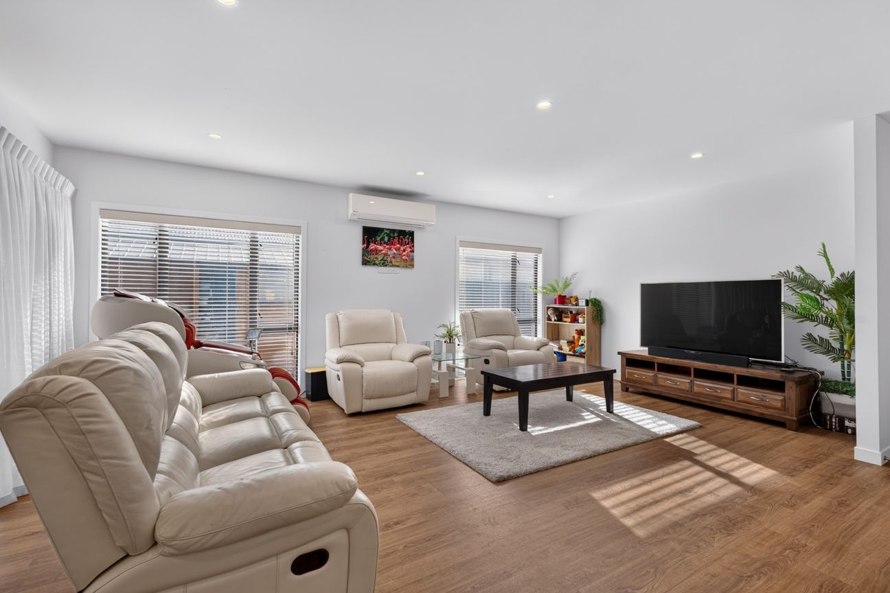 Modern Family Living - Vista 2
