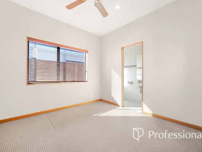 18A Raymond Street, Point Chevalier