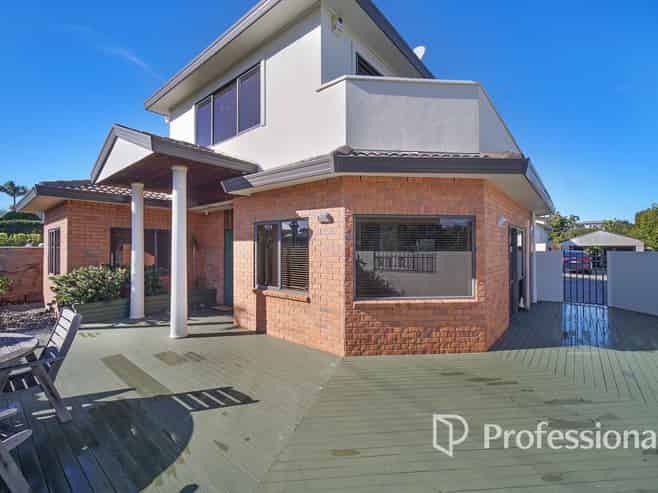 18A Raymond Street, Point Chevalier
