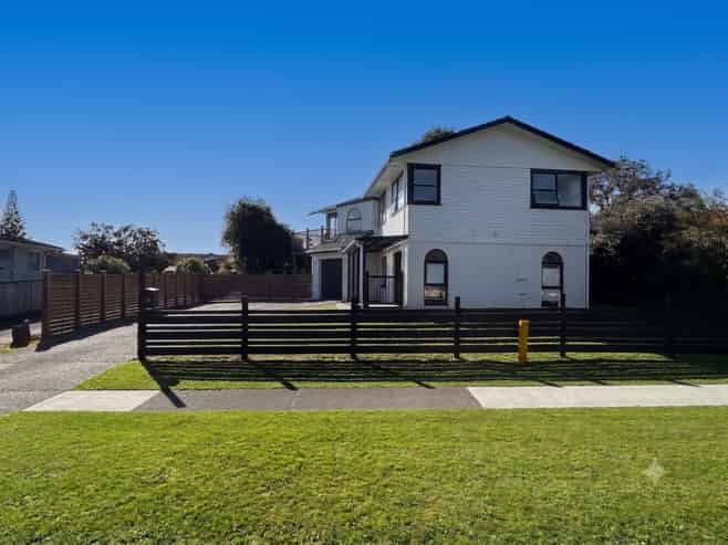 16 Carbery Place, Manurewa