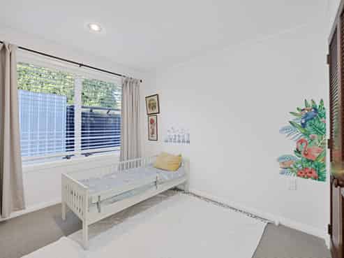 70 Seaview Road, Marfell