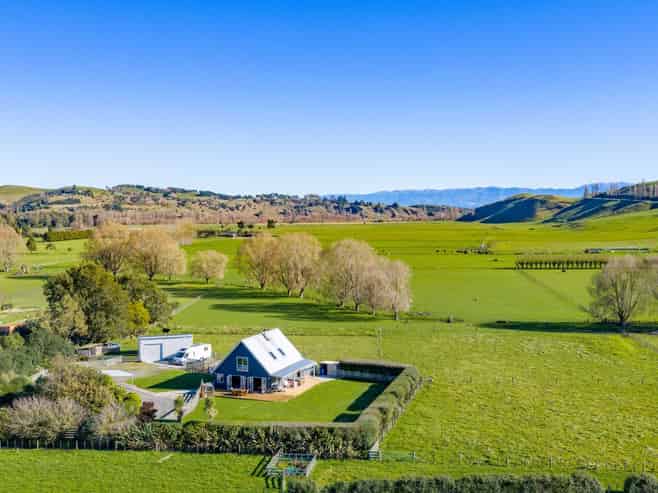 2/218 Lindsay Road, Waipukurau