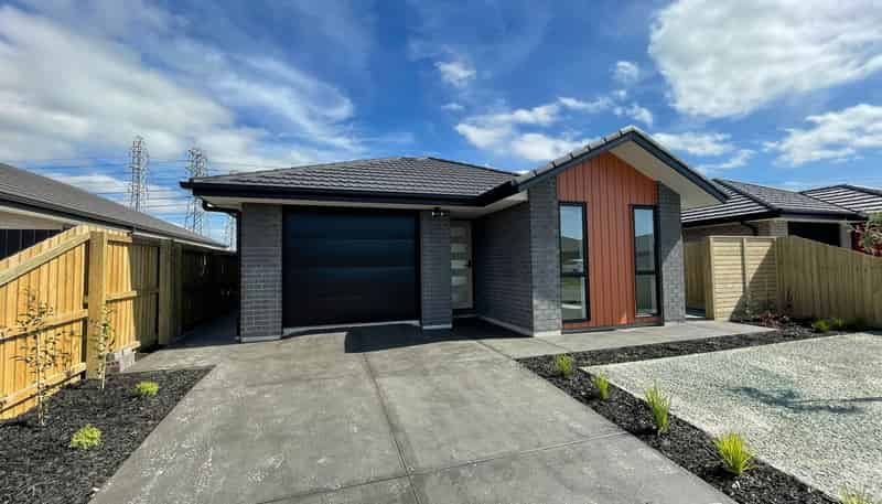 20 Stud Rd, Yaldhurst