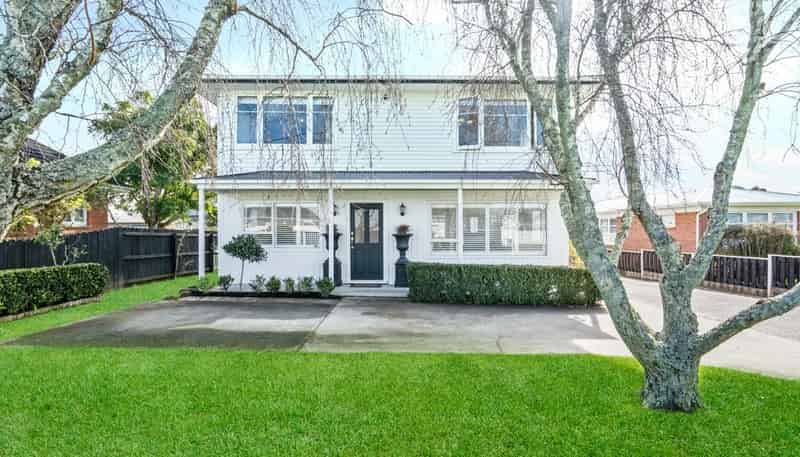 11 Wellesley Road, Mangere Bridge