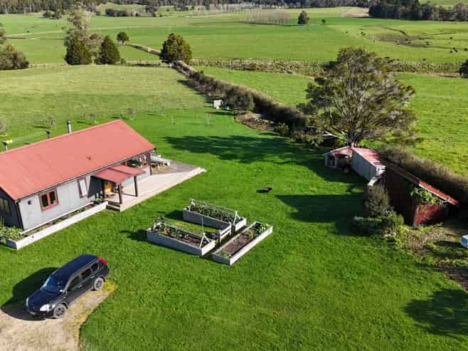 801 State Highway 10, Oromahoe
