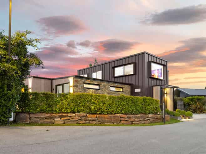 4 Takahe Lane, Wanaka