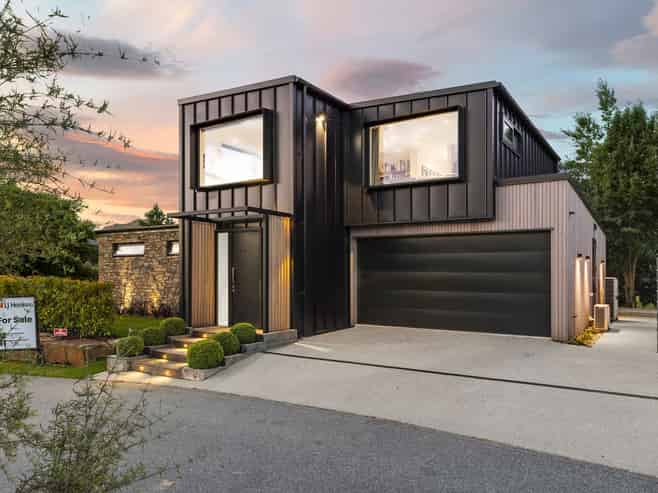 4 Takahe Lane, Wanaka