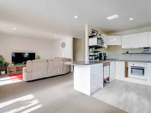 53a Fields Parade, Oteha