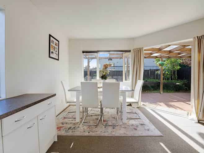 53a Fields Parade, Oteha