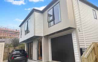 8D Agathis Avenue, Mairangi Bay