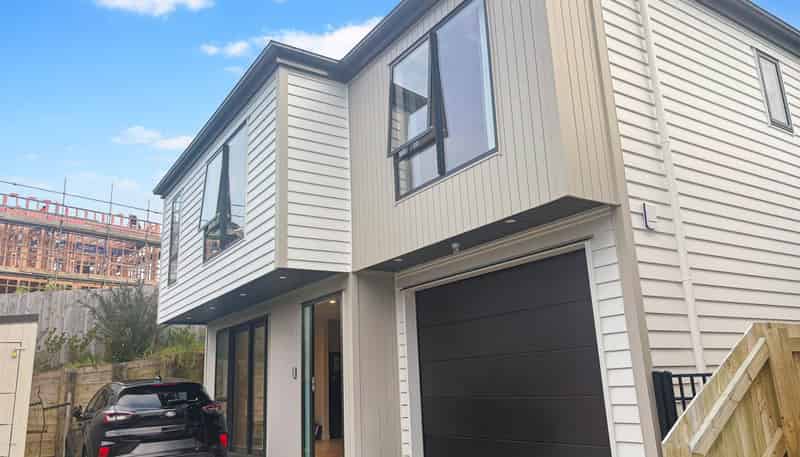 8D Agathis Avenue, Mairangi Bay
